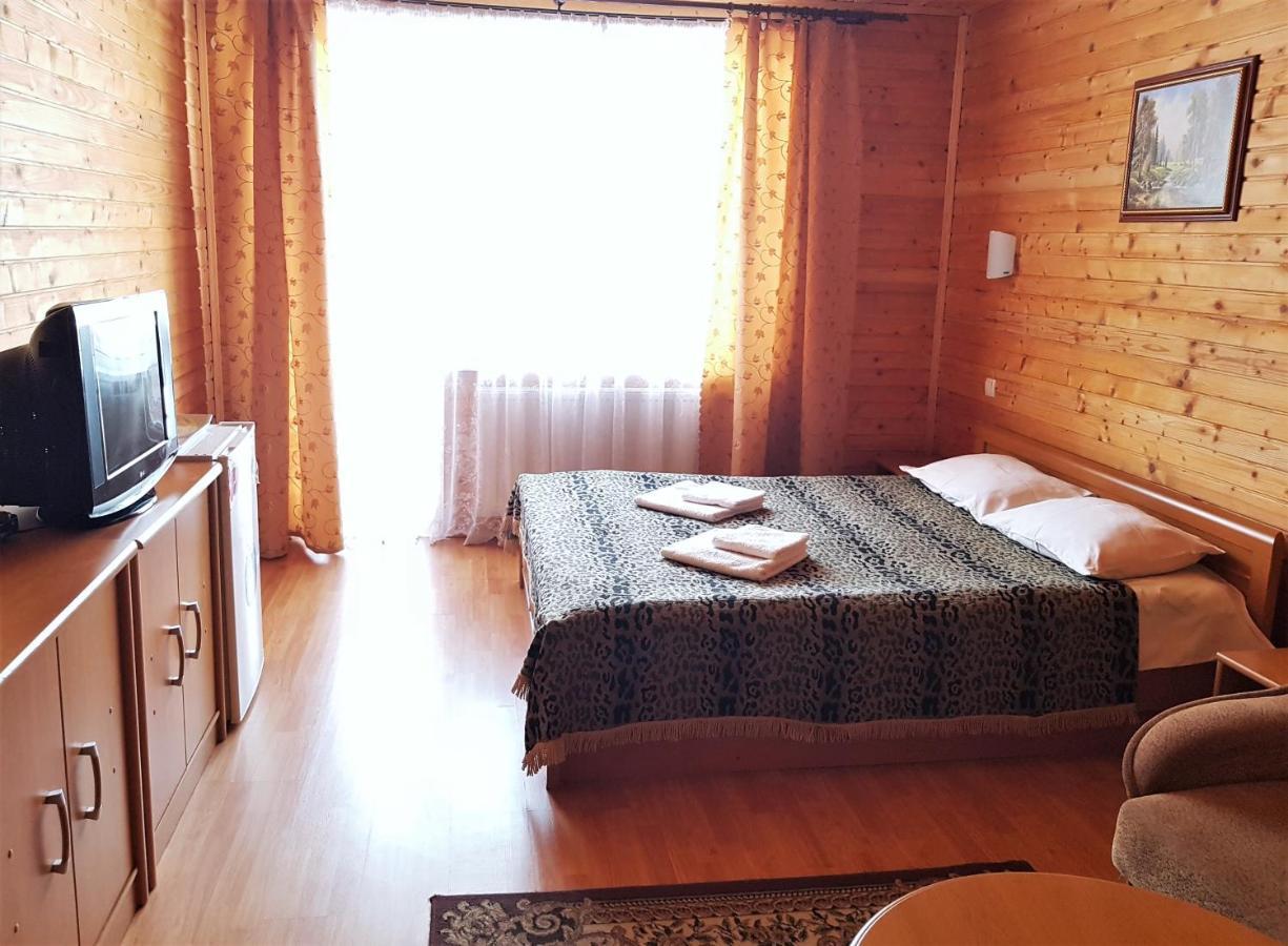 Karpatski Zori Hotel Bukowel Exterior foto
